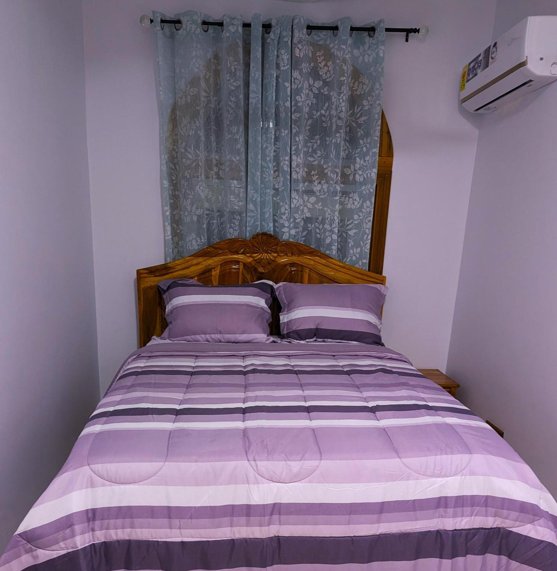 Jezhos - Dina Fully Furnished Apartment Accra Exterior photo